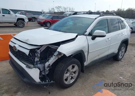 2021 Toyota Rav4 Xle из США, поврежденный, VIN 2T3P1RFV0MW215446